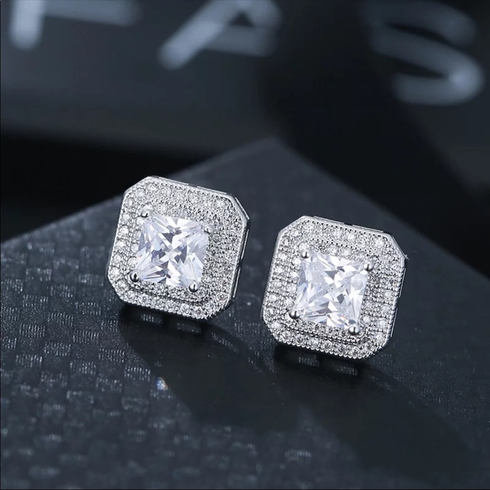 Diamond princess cut 925 sterling silver earring - Picture 2 of 3